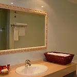 Hotel La Del Rancho *