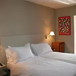 فندق La Del Rancho