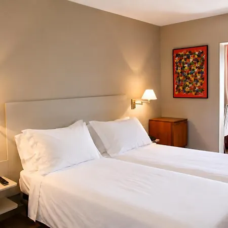 Hotel La Del Rancho *